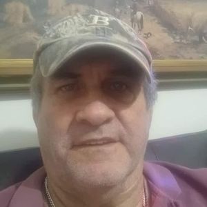 Meet your Posher, Larry